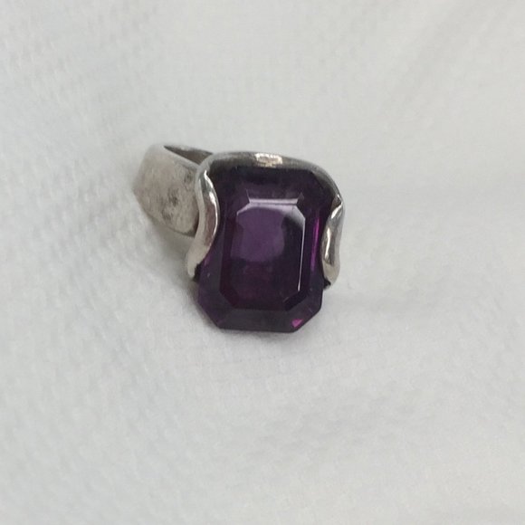 Handcrafted Silver Free-Form Color-Changing Sapphire Ring - Sz 6 - Picture 4 of 13